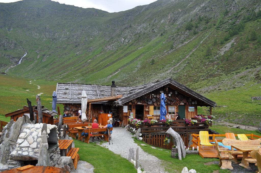 Hotel Zum Hasen Terento Exterior photo